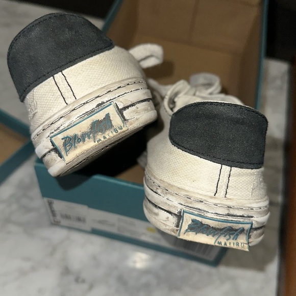 Buckle Blowfish bLack ice faux suede canvas shoes size 7.5 - Picture 6 of 6